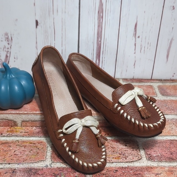 Fat Face Shoes - Fat Face British Brown Leather Loafers Women's 8.5 Cream Bow Stitching‎ Heritage